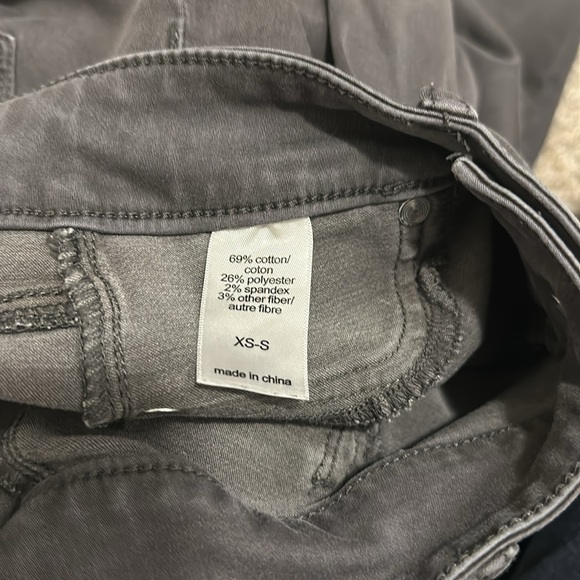 Maurice’s Gray Jeggings - Picture 3 of 3